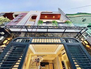 nhìn là mê- có gu thế kế- 3 phòng ngủ- vị trí thuận tiện đi làm các quận trung tâm- đg quang trung