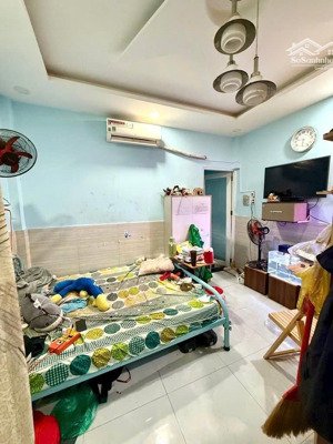 bán nhà riêng tại đường số 6, 2,3 tỷ, 35 m2, 2pn, 2wc, q9, hcm