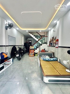 bán nr đẹp, 4pn, 4wc, 70m2, 8,8 tỷ tại phan huy ích, p 15, tân bình, hcm