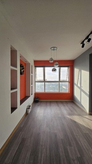 bán căn hộ saigon gateway căn góc 3 phòng ngủ. cạnh metro thủ đức số 1 đi quận 1-2. có sổ hồng