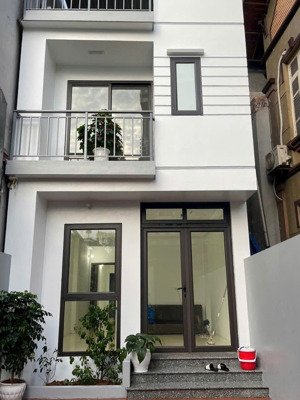 bán đất tặng nhà 3 tầng ngõ 94 thượng thanh diện tích 72m² 3 phòng ngủ giá 8.9 tỷ