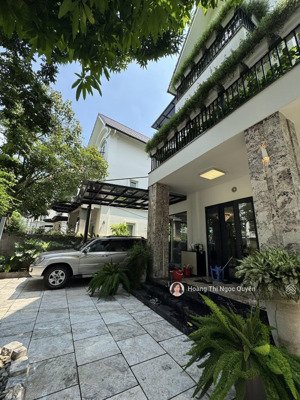 bán biệt thự lô góc trung yên - cầu giấy dt 280m2 x5t, mt 10m, 3 ô tô tránh, chỉ nhỉnh 80 tỷ