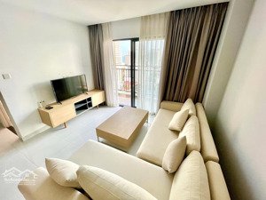 dự án ch d''qua - đã có sổ hồng - 2 phòng ngủ 2 toilet, 70,2m2 có ban công view biển giá chỉ hơn 4tỷ