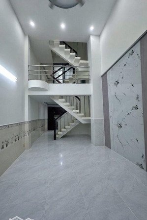 nhà 4 tầng 5pn quận 10 đường 3 tháng 2 đẹp lung linh - nhỉnh 7 tỷ tl