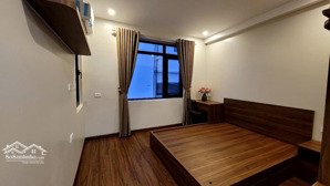 cho thuê cc 3pn1khach, 120m2, 15 triệu, hoàng quốc việt, cầu giấy, hn đẹp xuất sắc