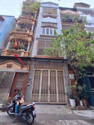 chính chủ cho thuê nhà nguyên căn ngõ 234 hoàng quốc việt, phường nghĩa đô, tp hà nội