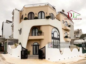 căn góc kqh nguyên tử lực đà lạt phong cách địa trung hải view thung lũng đèn về đêm