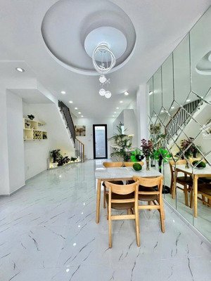 nhà 3 tầng bưng ông thoàn - liên phường - phú hữu lh 