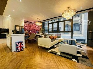 siêu phẩm nghỉ dưỡng nhà phố, nội thất cao cấp, dtsd 168m2 - khu phân lô cao cấp - hxh thông 9,xtỷ