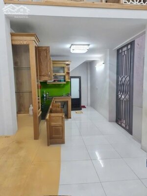 Cho thuê nhà riêng Định Công Thượng 4.5 tầng x 30m2, 3 ngủ, 4 WC, 12.5 Triệu