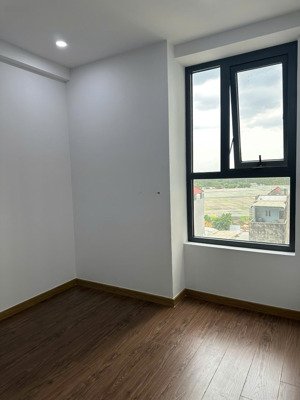 bán nhanh căn góc 58,77m2 bcons green topaz tầng thấp 2,6 tỷ bao hết. lh xem nhà ngay