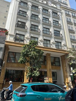 bán toà mp dịch vọng hậu cầu giấy,200m2 9t có hầm 160tỷ,dòng tiền ổn định phù hợp tích sản,sổ đẹp!!