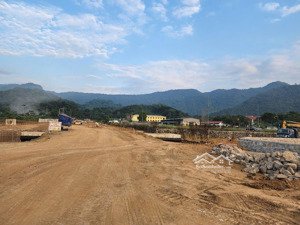 bán gấp lấy tiền tiêu tết chỉ 720tr sở hữu ngay đất tp hòa bình khu vực trung tâm chính chủ giá rẻ