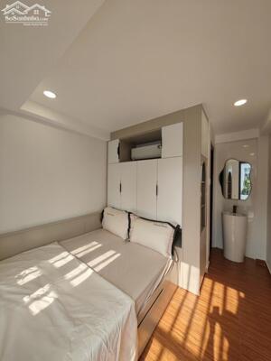  NHÀ MỚI 100% – 3PN – SÂN THƯỢNG – HẺM 4M DÂN TRÍ – NỞ HẬU TÀI LỘC