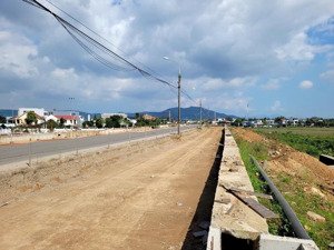 chào bán 350m thổ cư ngang 10m đường xe công 34m rộng đường quảng đà nối ql1a