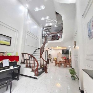 hiếm! bán nhà hoàng liệt hoàng mai 42m², 5 tầng, mt: 4m full nội thất gần ô tô giá 8.x tỷ