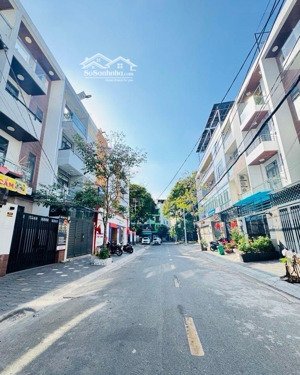 hàng thơm gấp bán, nhà 2 tầng, tỉnh lộ 10 ngay chợ bà hom, bình tân, hẻm 8m, 4,5x17 giá chỉ hơn 4 t