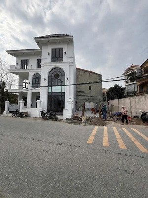 trục chính nhị khê 60m2 đường cont chạy kinh doanh