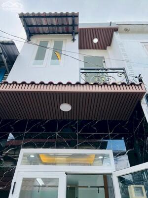 nhà vi bằng kề cao đẳng công thương ( giá 1.65 tỷ)