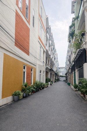 bán nhà 4 tầng hiệp bình phước thủ đức gần ql13 vạn phúc phạm văn đồng cầu bình lợi bình triệu