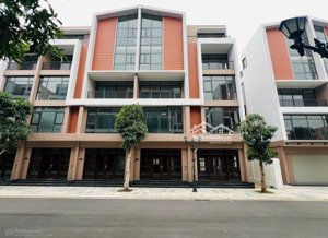 rẻ nhất! liền kề vtđ3, 54m2 giá 7,93 tỷ, mt 4,5m. căn có mái vịnh thiên đường 3, vin ocean park 3