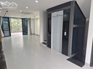 Bán nhanh nhà mới thang máy phân lô liền kề Bắc Linh Đàm 30 tỷ. 90m2 mặt tiền gần 6m,