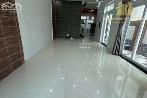 Cho thuê nhà 1 trệt 2 lầu có nội thất tại KĐT Hưng Phú