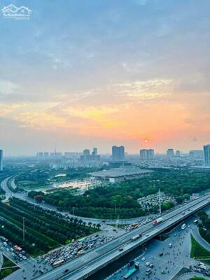 Bán căn hộ 2PN-75m2 tại Vinhomes D''Capitale - CÓ SLOT OTO