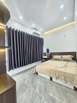 nhà gần lotte mart quận 7 diện tích 5x20m