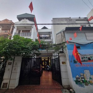 chính chủ cần bán nhà riêng xây 3 tầng phố kẻ tạnh, giang biên, long biên, hà nội