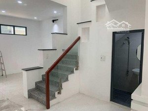 bán nhà 3 tầng hxh đường ngô chí quốc, thủ đức. giá 4,3 tỷ tl