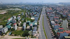 đg to mà giá ngớ đg bé. mua nhanh ko mất. mặt đg 30m