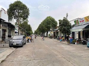 kẹt tiền cần bán gấp dãy trọ 10x30 , có 18 phòng + 2kiot thu nhập 38triệu/th ngay kcn tân tạo