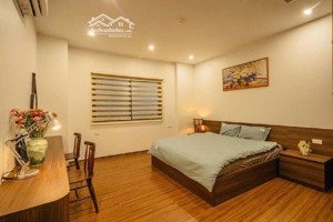 apartment mặt phố view hồ tây đoạn đẹp, lô góc, oto tránh, doanh thu 2 tỷ 99 tỷ 