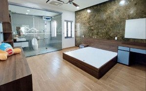 bán nhà 3 tầng mới đường bắc đẩu gần nguyễn tất thành. dt 102m2 - giá 11.5 tỷ tl