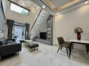 nhà đẹp tỷ mỷ từng chi tiết - 2 tầng - 3 phòng ngủ - mặt tiền kinh doanh