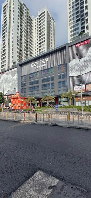 biệt thự nhà phố 6 x 20 4 tầng tạ quang bửu quận 8 ngay central premium kd sầm uất