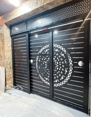 chỉ nhỉnh 14 tỷ có ngay ccmn nguyễn trãi tòa xây mới 60m2 * 6t thang máy. 14 pkk full nội thất