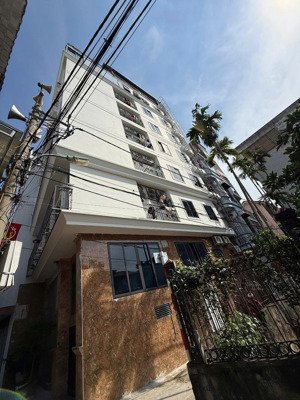 ccmn lô góc cầu diễn 9 tầng thang máy dòng tiền 140tr/tháng phòng full kín