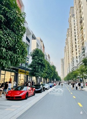 bán lk 56m đối diện chung cư mik kinh doanh cực tốt đầu tư kinh doanh cực tốt