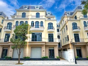 chỉ còn 1 căn duy nhất- song lập kinh đô 150m2 với giá 20,x tỷ - 133tr/m2 đất + xây lh:0976861331