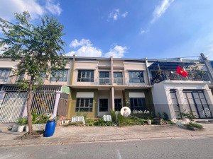 bán căn tứ lập tại kđt oasis city, sổ hồng hoàn công, nhà 1 trệt 1 lầu, giá 1,6 tỷ