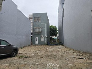 cần bán cặp đất trần thanh mại 150m2 ngang 10m đường 5.5m cách biển mỹ khê 400m