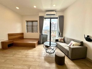 bước ra là hồ tây căn hộ ban công sống cực đã