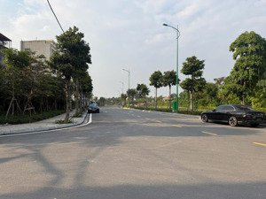 đất phân lô tư đình - oto tránh 2 thoáng. sát sân gofl. giá đầu tư