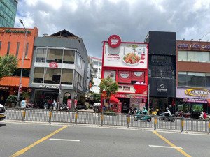 hàng hiếm góc 2 mặt tiền nguyễn văn trỗi 6.813m | thuê 110tr/th | chỉ 42 tỷ