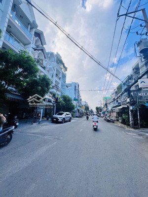 bán nhà mặt tiền kinh doanh, nguyễn văn quá, 135m2, giá 12.8 tỷ