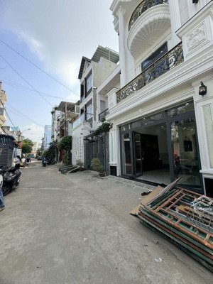 siêu phẩm biệt thự tân cổ điển đẳng cấp như cung điện - ngang khủng 8mx16 - nhà mới full nội thất