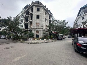 bán bt đẹp tại vĩnh hưng, 30,5 tỷ, 101m2, lô góc, view đẹp, hoàng mai, hn