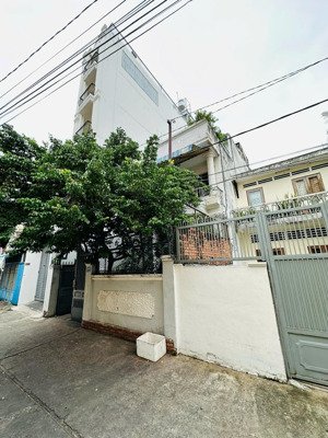 bán nhà 3 tầng hxh trung tâm quận 3 đường võ thị sáu gần nhà thờ tân định